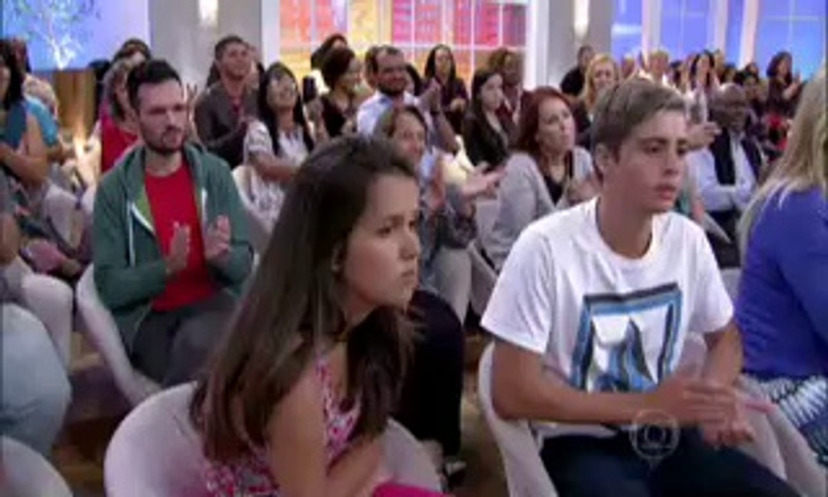TV Globo 2014-08-18 Fatima tomando banho de gelo