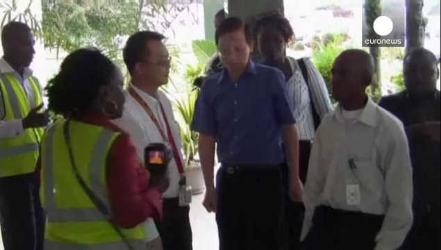 Ebola: OMS chiede più controlli ad aeroporti di partenza