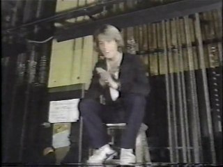 Andy Gibb - Watch the birdie skit