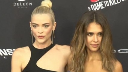 "Spin City" stars stroll the red carpet