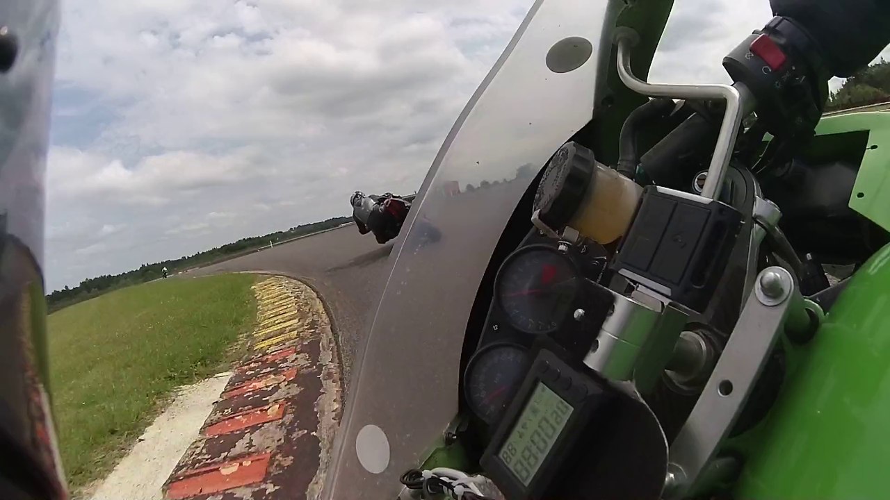 Journée club moto Nogaro+ 18/08/2014 - Groupe 2 - 5ème session - Poursuite Seb