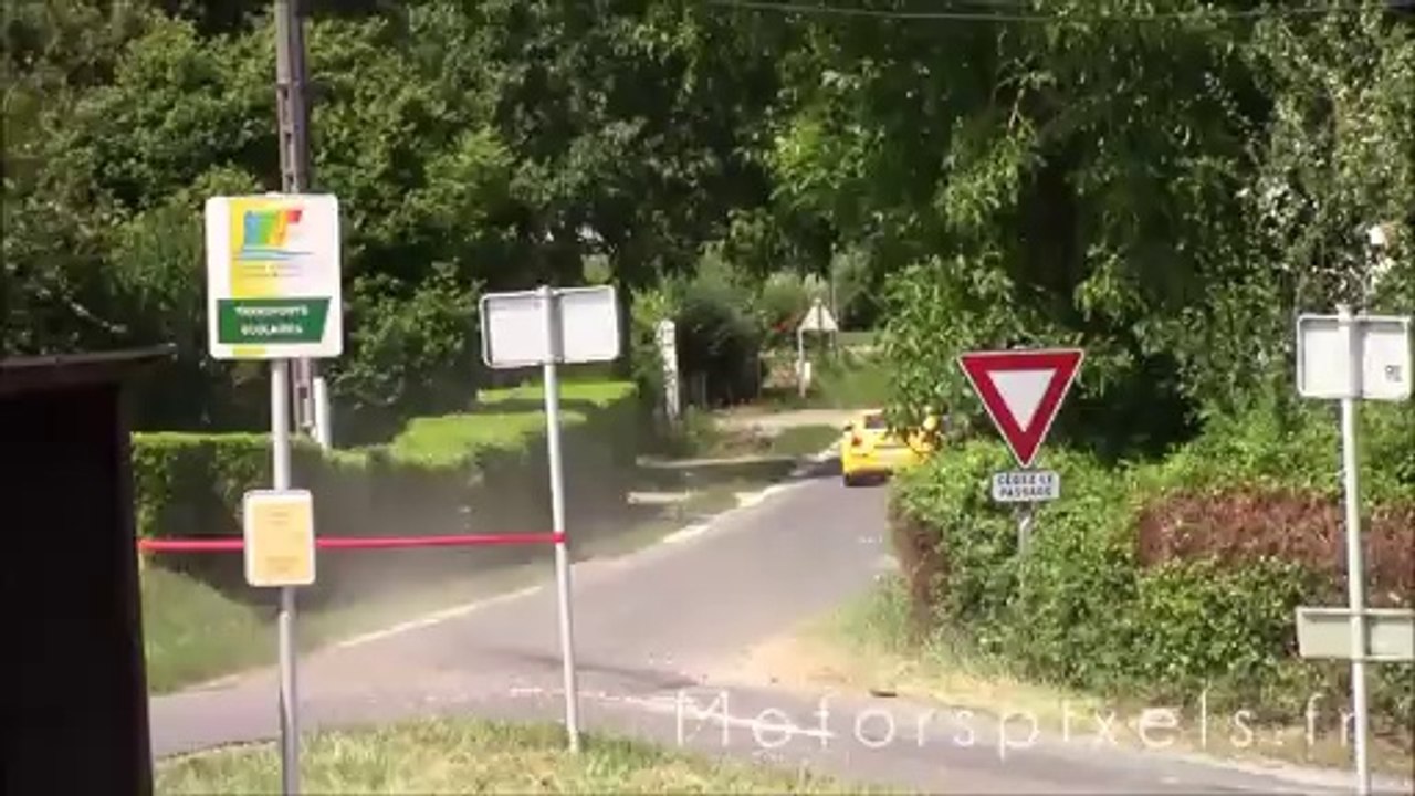 Passage extérieur rallye de Vouvray 2014 Ticot/Brisset 350Z GT10