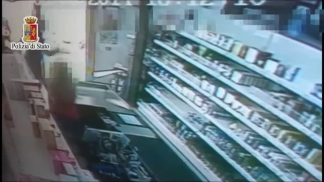 Palermo - Violenta rapina in una profumeria (18.08.14)