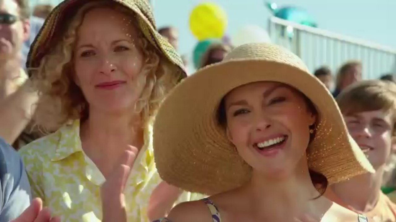 Dolphin Tale 2 (Official HD Trailer)
