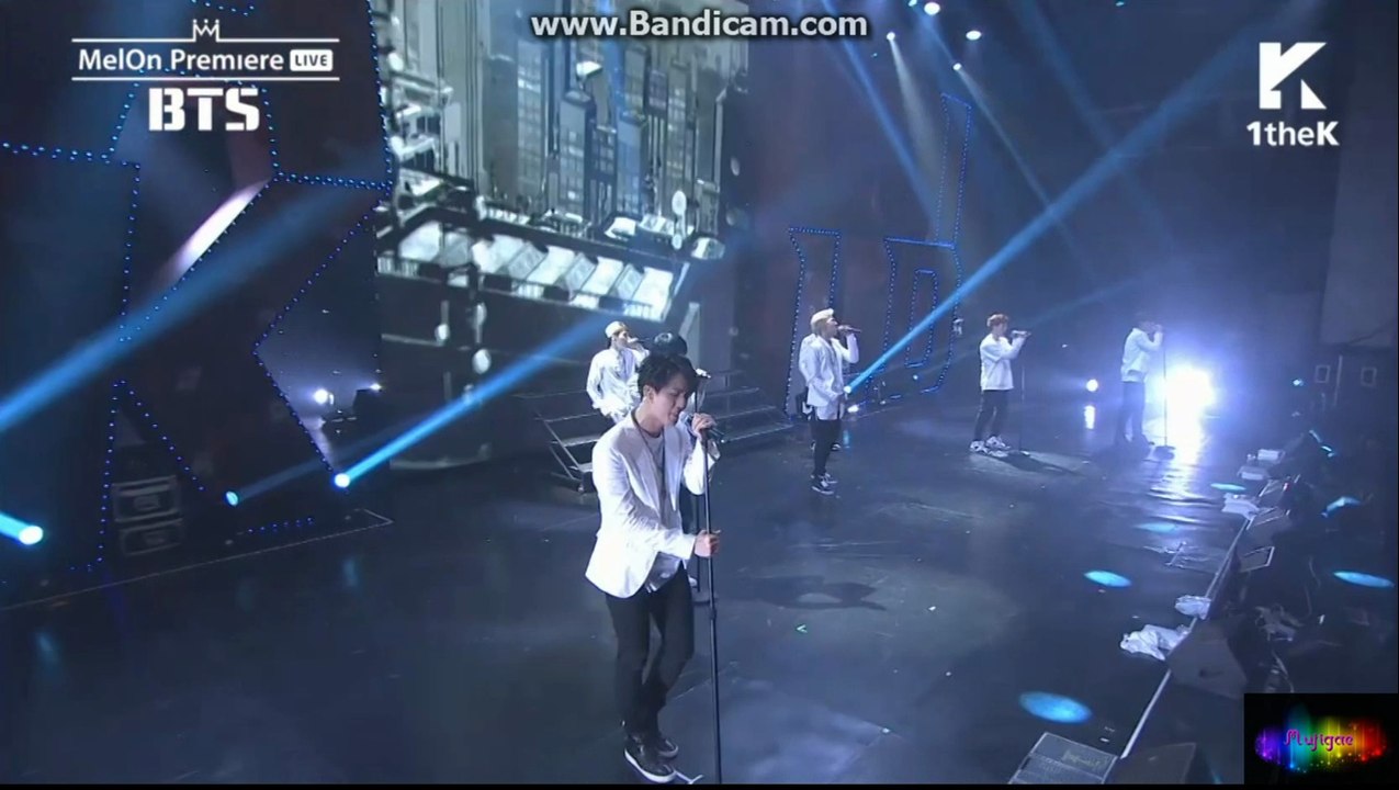 BTS 'Dark and Wild' Showcase 140819 - Let Me Know