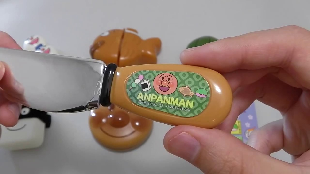 おもちゃ】アンパンマン和菓子いっぱい【ままごとトントン】 - video 