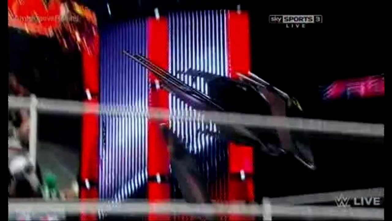 Seth Rollins vs Dean Ambrose - RAW 2014.08.18