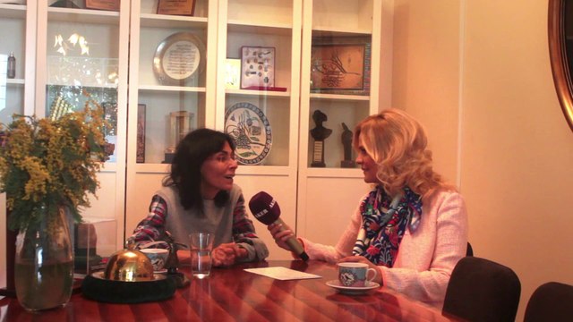 ÖZLEM YILMAZ, SUNUCU ÖZLEM YILMAZ, CEMALNUR SARGUT, TASAVVUF SANATÇISI