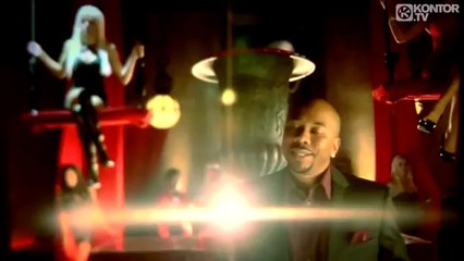 Robbie Rivera ft. Fast Eddie - Let Me Sip My Drink