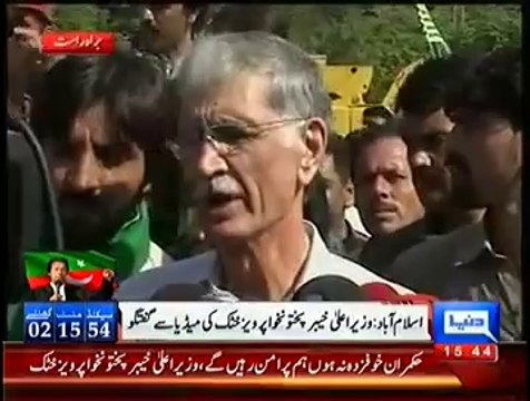 Fazal Ur Rehman Mera Kuch Nahin Kar Sakta Pervez Khattak Media Talk