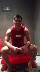 فيديو  ميسي يقبل تحدي  الماء المثلج  ويمرره إلى ثلاثة من زملائه