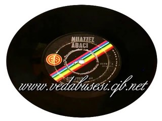 Muazzez Abacı - Bak Yeşil Yeşil