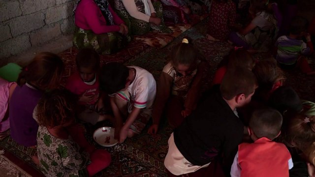 Displaced Iraqi children face hunger and homelessness