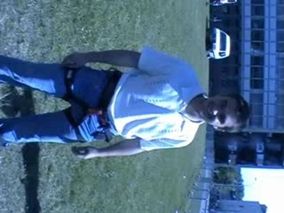 2 bungee jumping