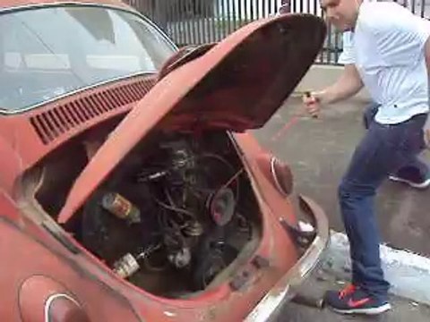 Fusca é fusca pega até com uma corda