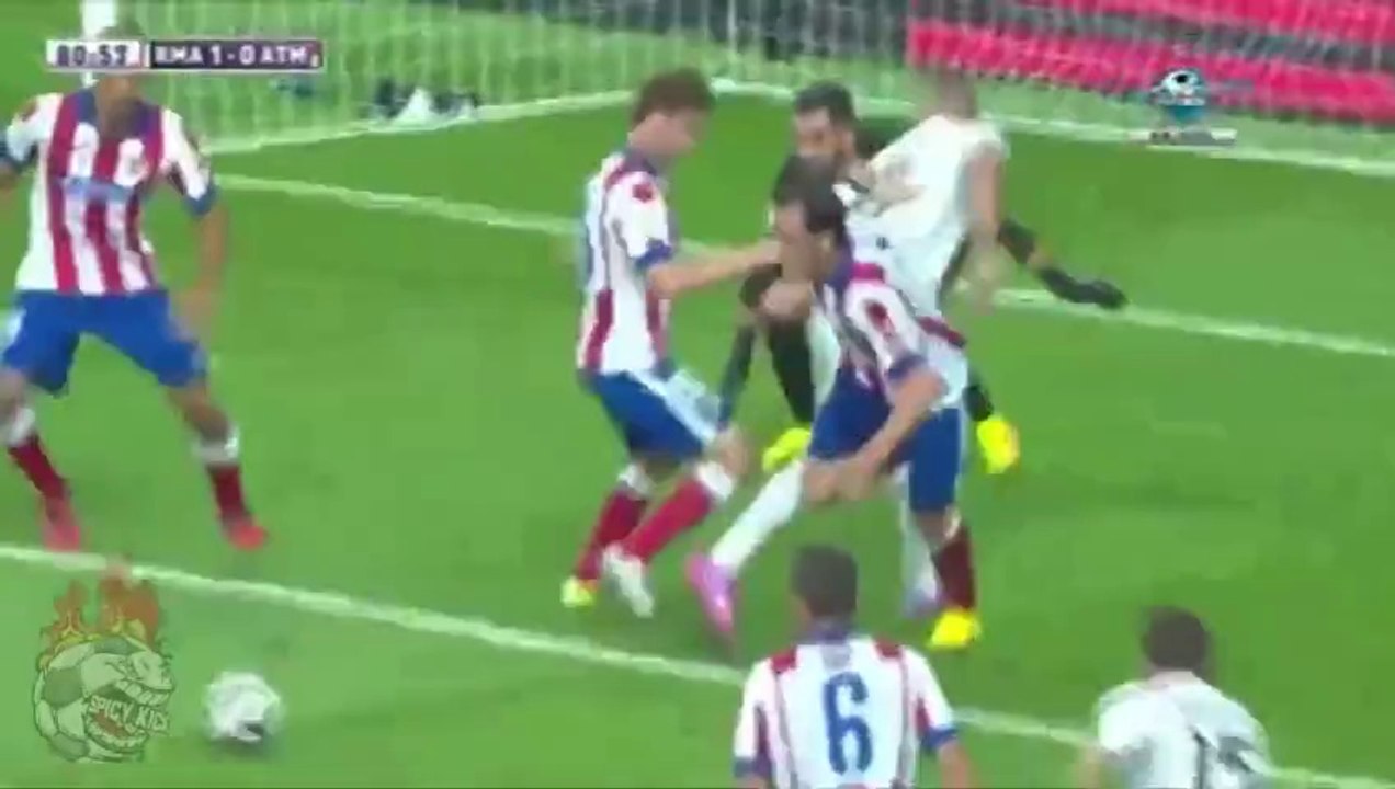 Primer gol de James Rodríguez Real Madrid vs Atlético de Madrid 1-1 Supercopa España 2014 first g(1)