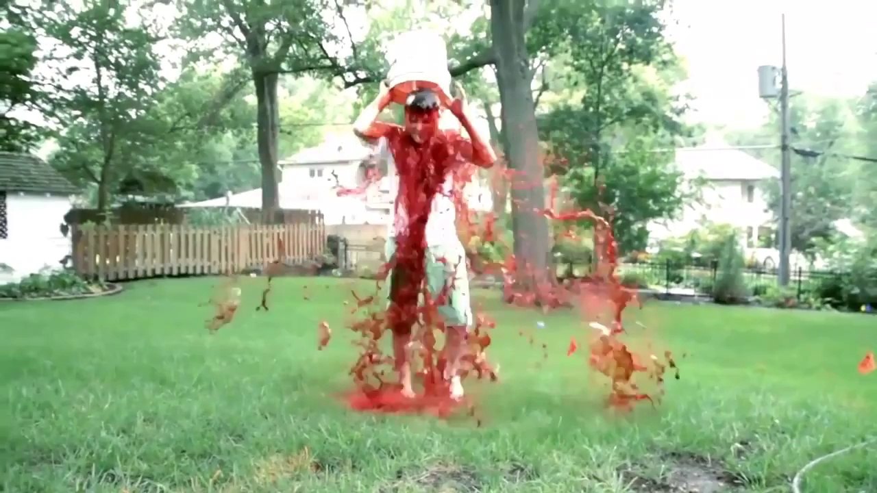 Les plus gros FAILS des Ice Bucket Challenge - Compilation hilarante!