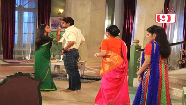 Urmi Raises Her Voice Against Samrat | Doli Armaano Ki