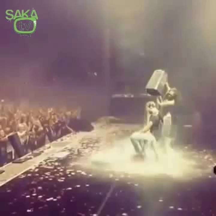 Drake - Ice Bucket Challenge - #IceBucketChallenge