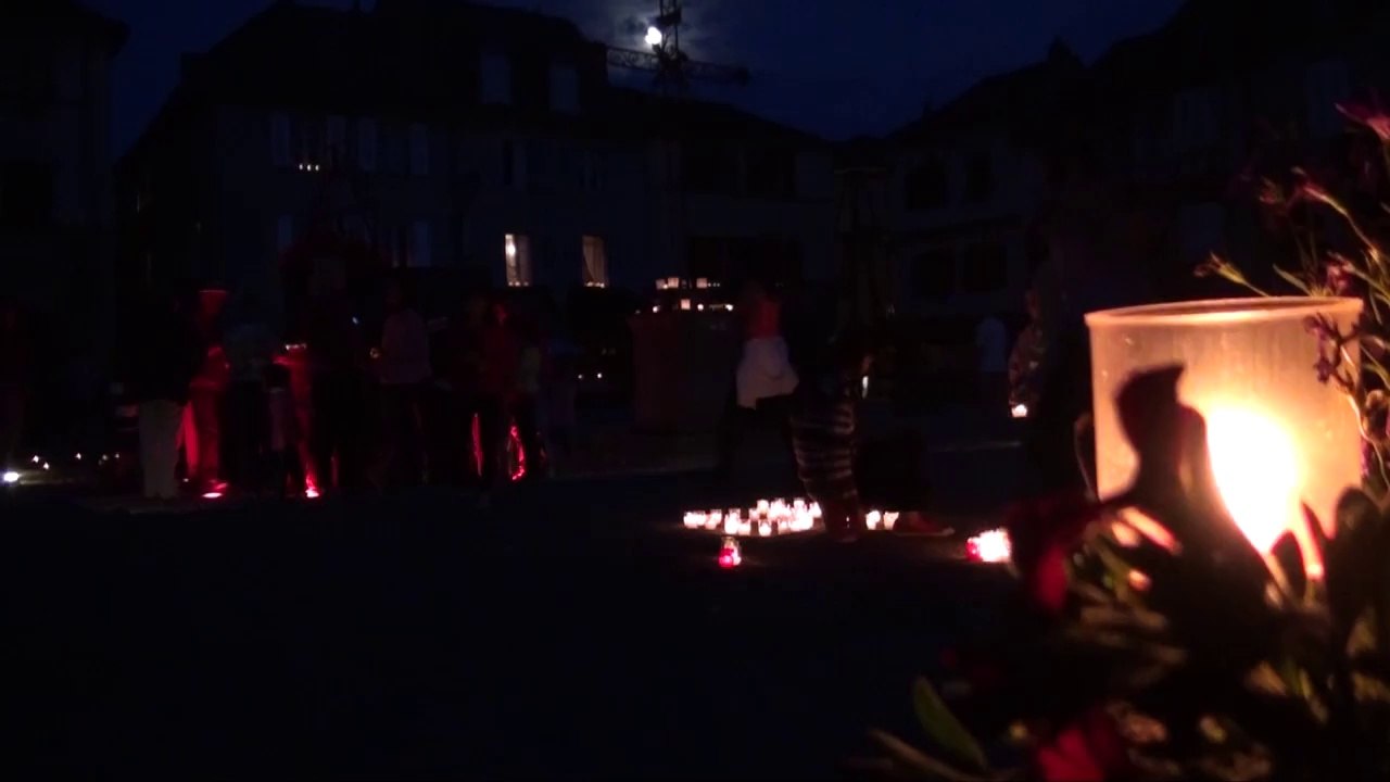 GRTV, la web tv aveyronnaise:fête de la lumière 2014 à Sauveterre-De-Rouergue