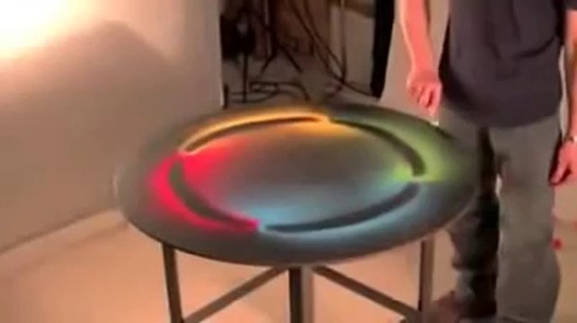 Kum tanecikleriyle yapılan inanılmaz gösteri