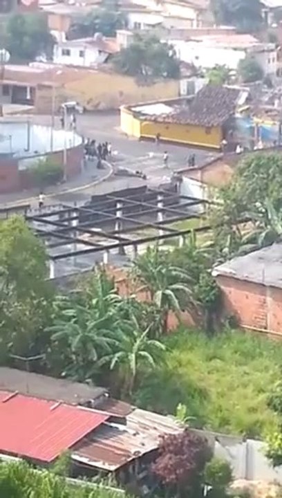 Tachira atacada desde las 4;00am 30-03-14