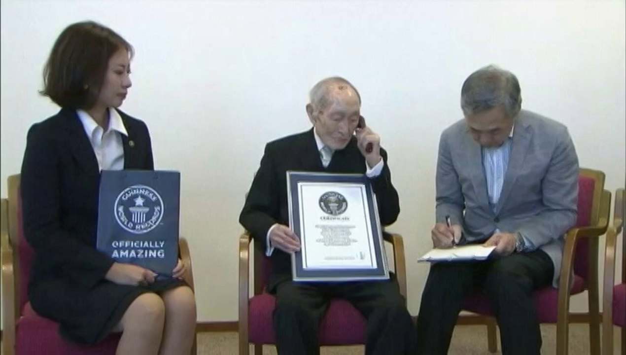 Un ancien prof japonais âgé de 111 ans devient officiellement le doyen de l'humanité