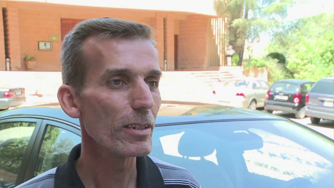 Lebanese church distributes aid for Iraqi refugees