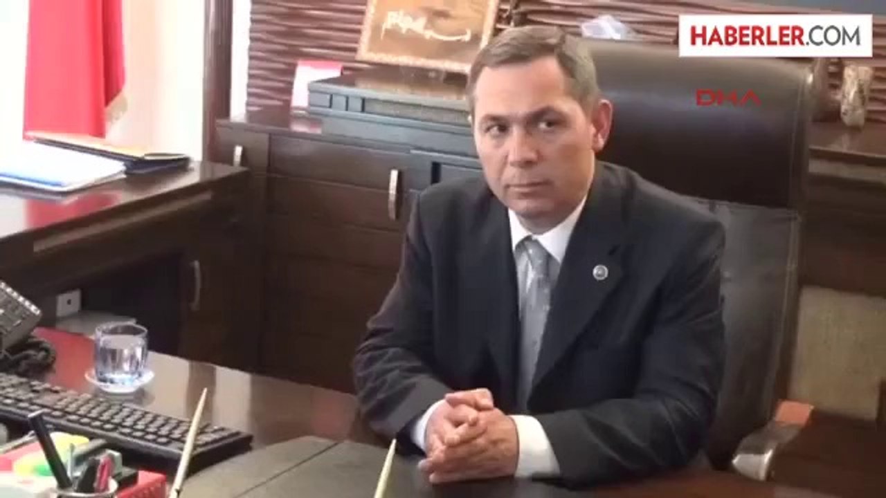 Başkanlık Koltuğuna 1 Günlüğüne Oturdu, Başkan Yardımcısını Görevden Aldı Haberine Ek