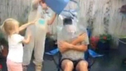 Michael Owen Takes On The ALS 'Ice Bucket Challenge' !!