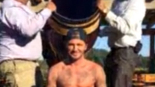 David Beckham Takes On The ALS 'Ice Bucket Challenge' !!
