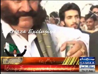 Do Khans Aik Jan Wazir _E_Azam Bane Ka Elan ᴴᴰ in Azadi March (Exclusive)