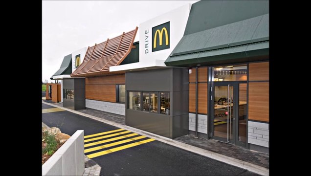 Angry German Kid Episode 6: AGK gets a new computer