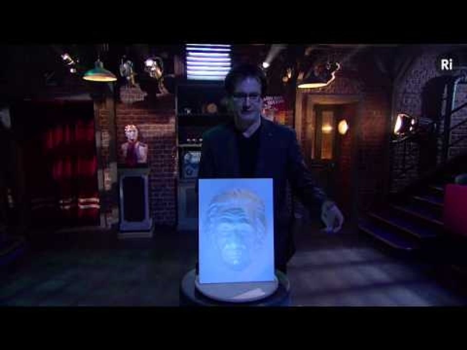 Christmas Lectures 2011: Einstein Hollow Mask