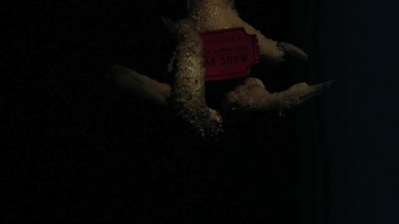 American Horror Story: Freak Show - Teaser #2: Admit One