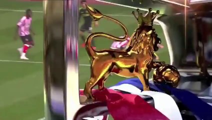 Luis Suarez skills and goals