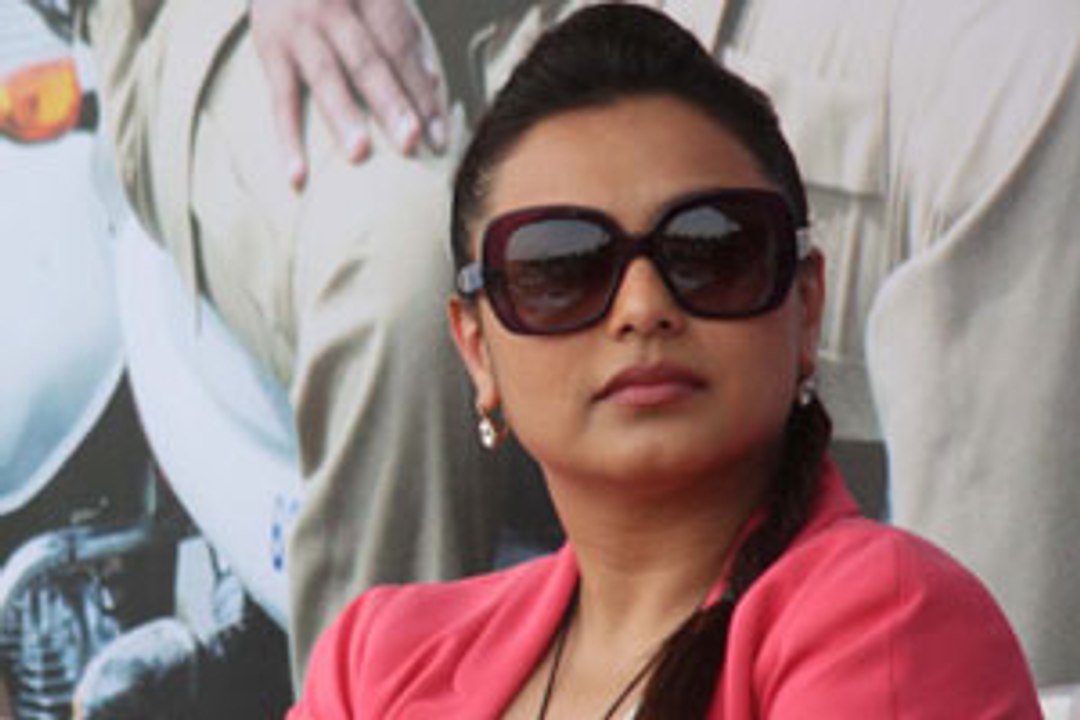 Rani meets real cops!