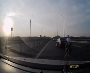 Most incredible motorcycle crash ever : watch 'till the end! Lucky biker!