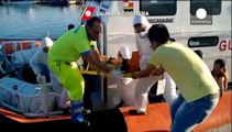 Syrian migrants rescued off Italian coast
