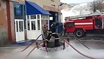 How Russian fire fighters kill time