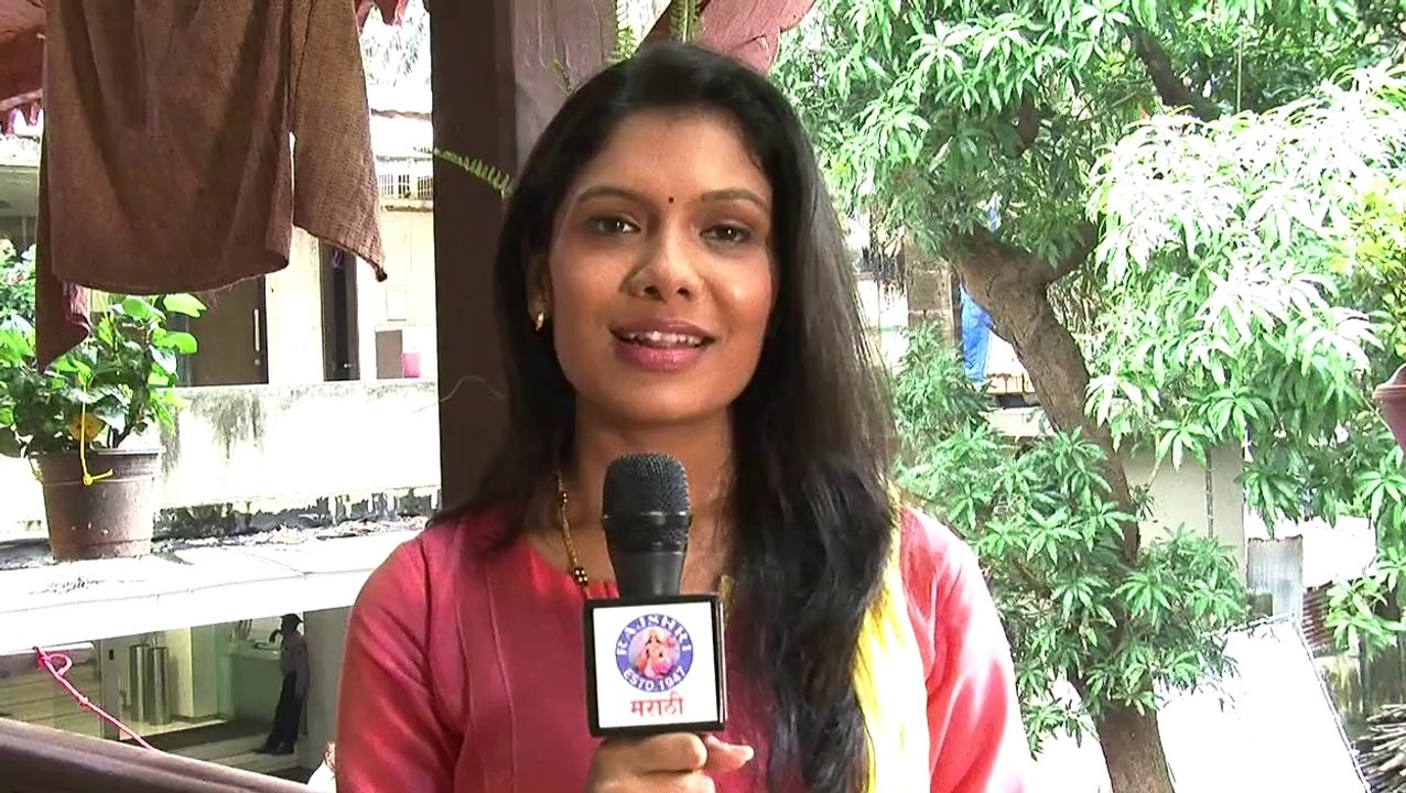 Jay And Aditi Enjoing Tea Biscuit - Ka Re Durava On Location - Zee Marathi