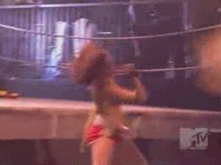 Christina Aguilera - Dirrty live EMA2002