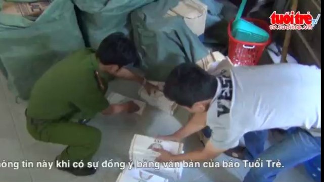 Bỏ xe ôtô chở thuốc lá lậu chạy thoát thân