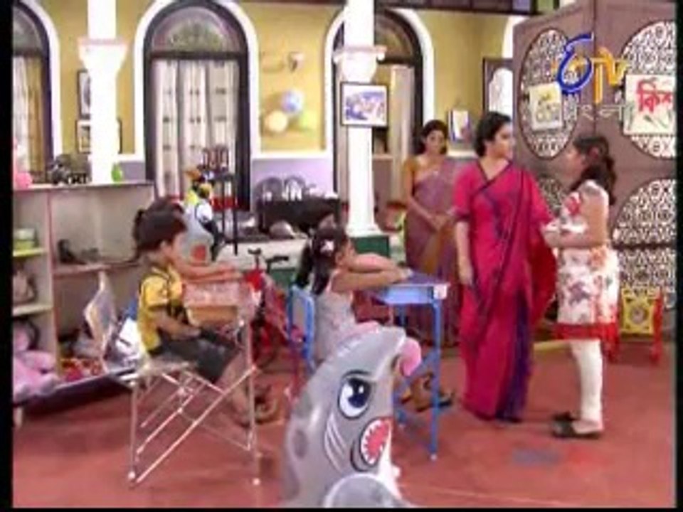 Dutta Barir Chhoto Bou (etv bangla)-21th August-2014_chunk_2