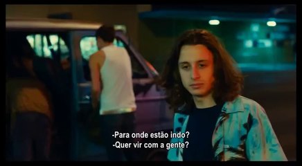 A Fita Azul (Electrick Children) - Trailer Oficial