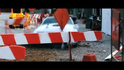 Awesome RC Car Chase Scene