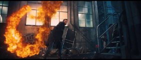 Frankenstein: Entre Anjos e Demônios (I, Frankenstein, 2014) - Trailer HD Legendado