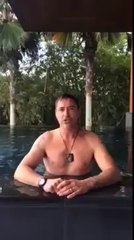 Robert Downey Jr. - Ice Bucket Challenge