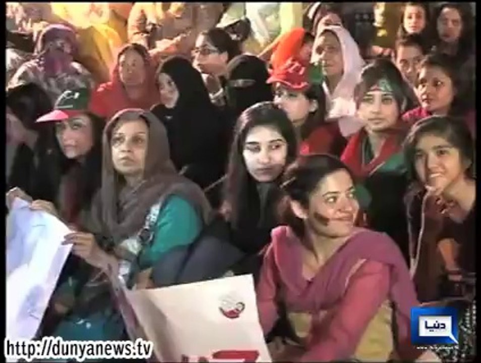 Dunya News - PTI’s Protests Continue In Lahore, Large No. Of Women Attends