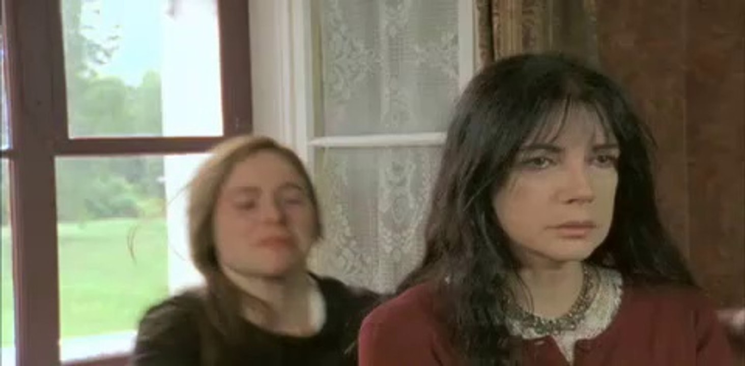la belle bete trailer